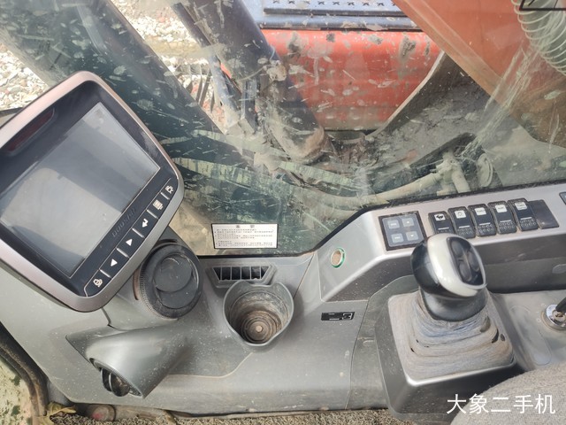 斗山 DX215-9C 挖掘机