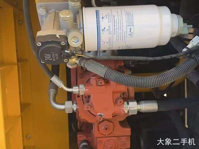 柳工 CLG913 挖掘机