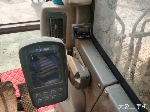 徐工 XE150 挖掘机