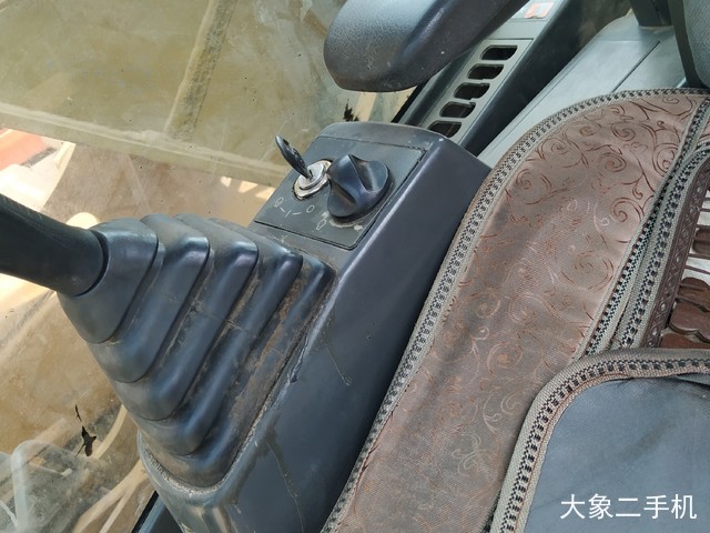 卡特彼勒 320D液压 挖掘机