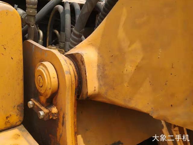 雷沃重工 FR225E 挖掘机