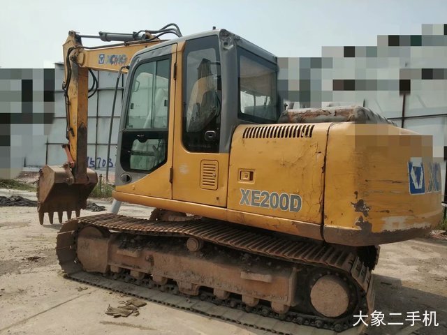 徐工 XE150 挖掘机