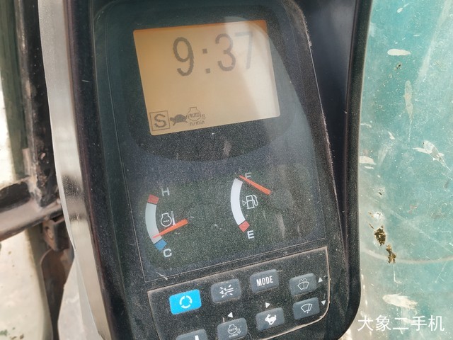 神钢 SK140LC-8 挖掘机