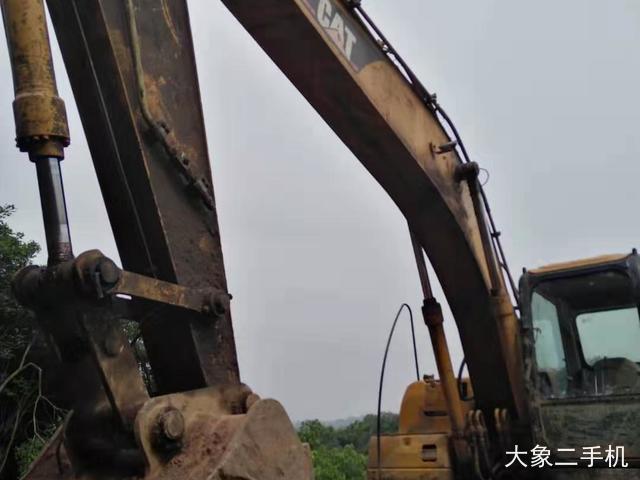 卡特彼勒 320C 挖掘机