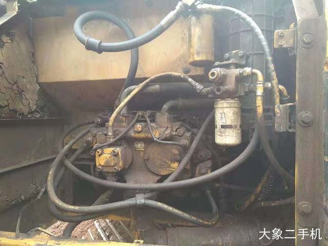卡特彼勒 320C 挖掘机