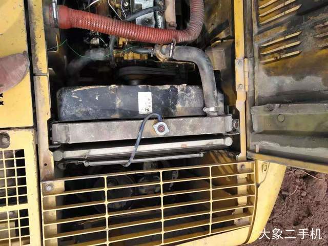 卡特彼勒 320C 挖掘机