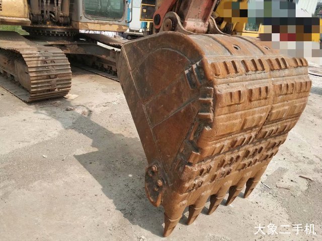 徐工 XE150 挖掘机