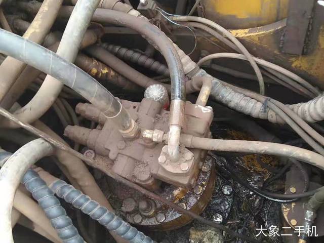 卡特彼勒 320C 挖掘机