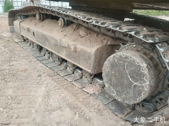 小松 PC200-8 挖掘机