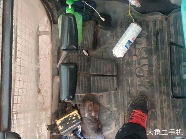 小松 PC200-8 挖掘机