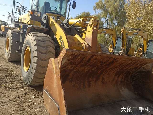 山东临工 L955F 装载机