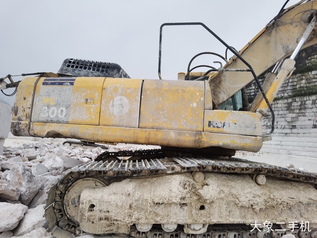 小松 PC300-7 挖掘机