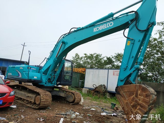神钢 SK250-8 挖掘机