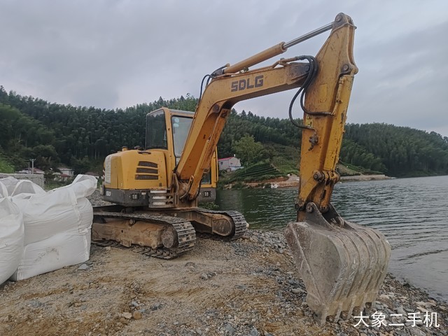 山东临工 LG655 挖掘机