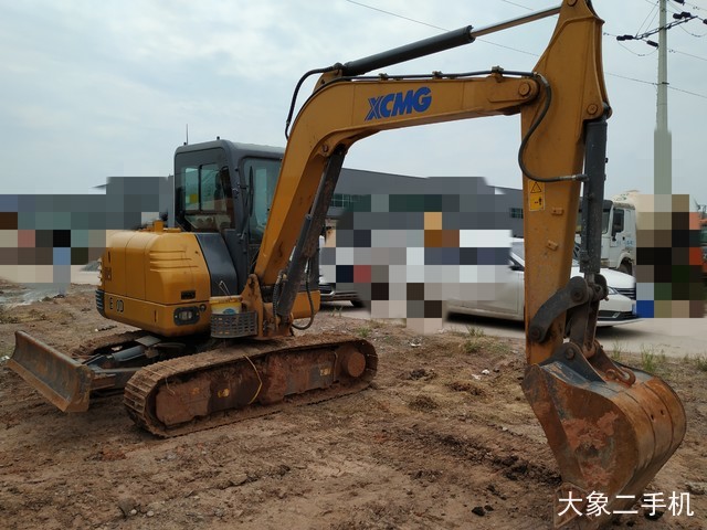 徐工 XE55D 挖掘机