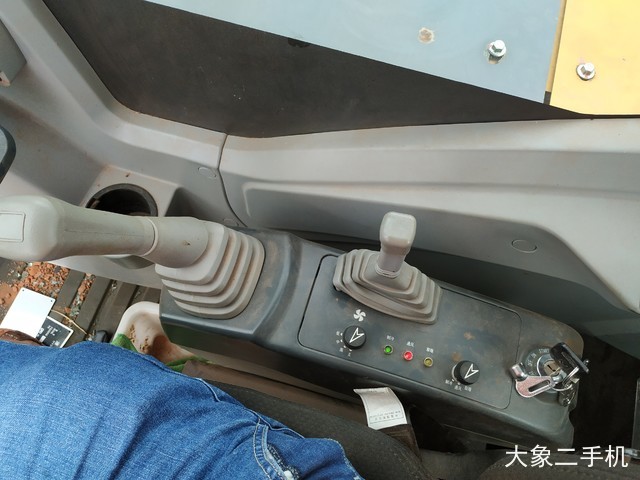 徐工 XE55D 挖掘机