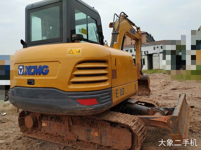 徐工 XE55D 挖掘机