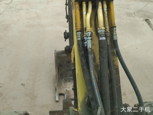 现代 R60W-9 挖掘机