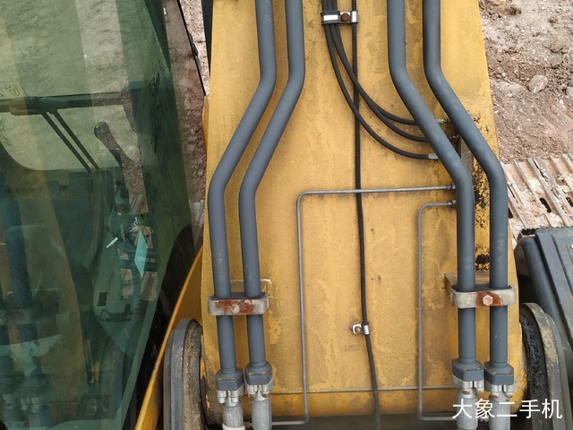 徐工 XE265C 挖掘机