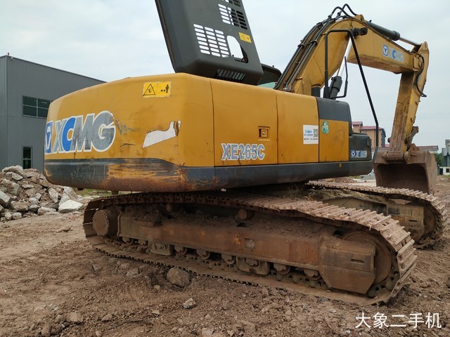 徐工 XE265C 挖掘机
