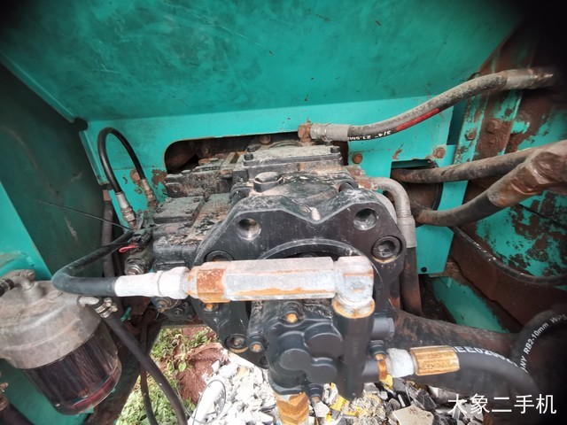 神钢 SK350LC-8 挖掘机