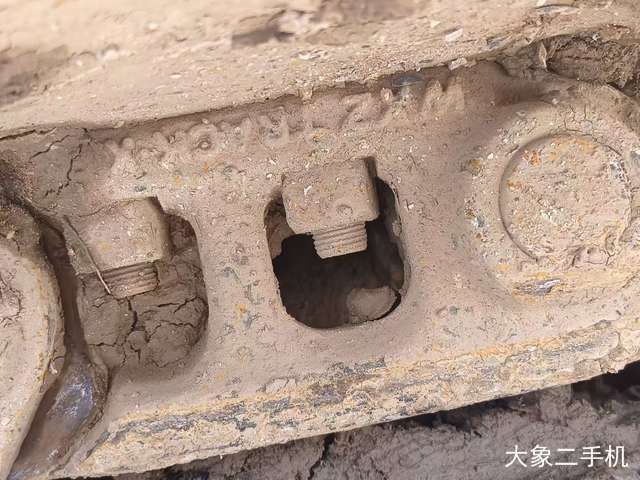 神钢 SK130-8 挖掘机