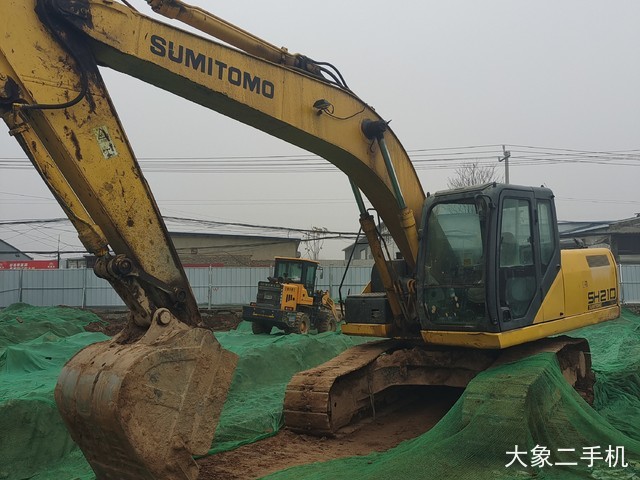 住友 SH210-5 挖掘机