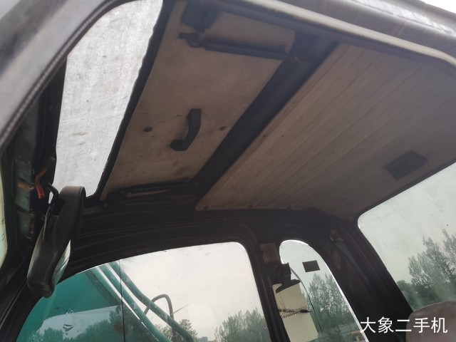 神钢 SK260LC-8 挖掘机