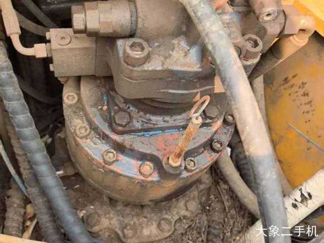 徐工 XE210 挖掘机