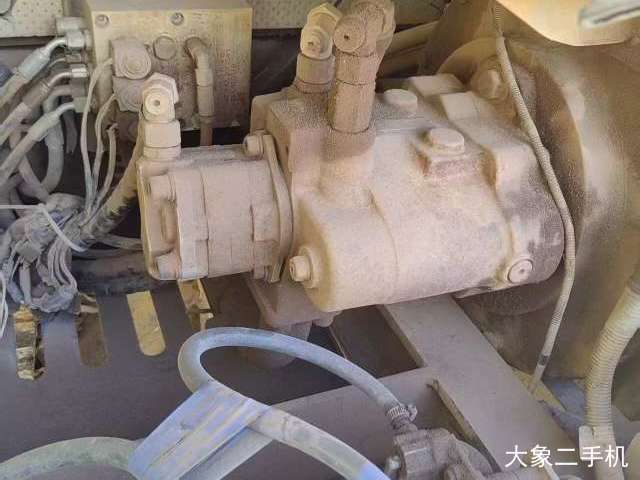 恒天九五 JV70-7 挖掘机