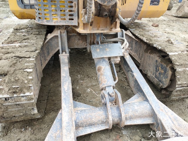 徐工 XE60D 挖掘机