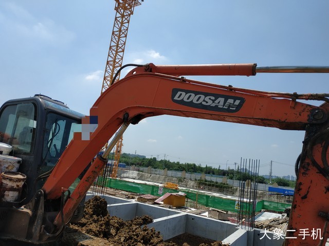 斗山 DH60-7 挖掘机