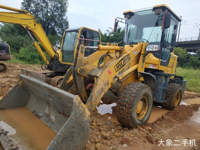 山东神工 ZL930 装载机