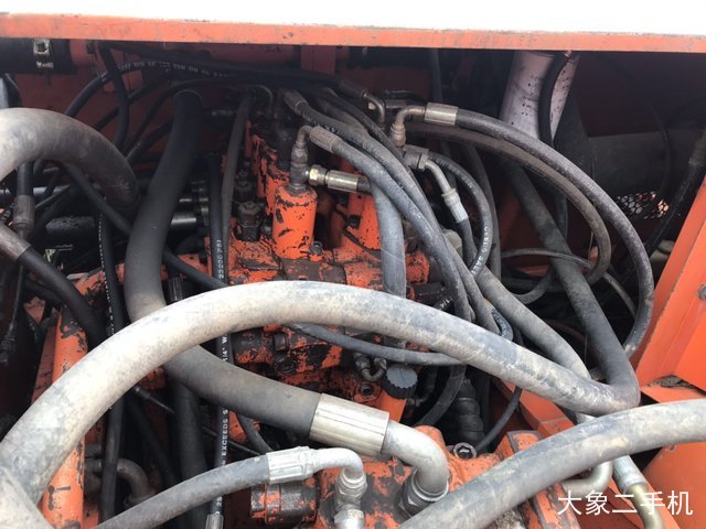 斗山 DH220-5 挖掘机