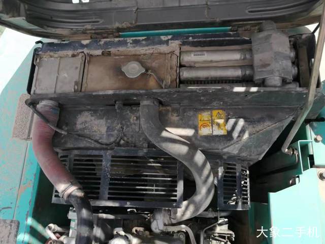 神钢 SK260 挖掘机