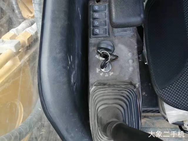 三一重工 SY135C 挖掘机