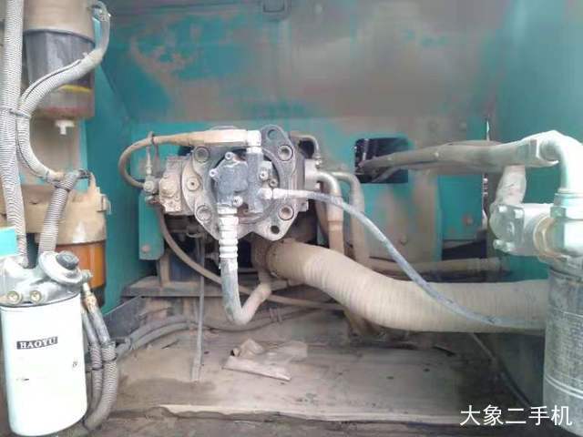 神钢 SK260LC-8 挖掘机