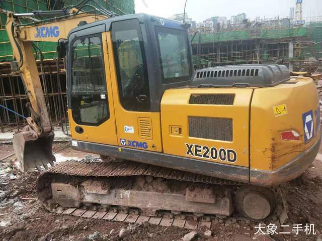 徐工 XE135D 挖掘机