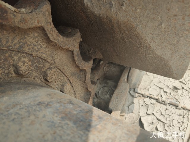 现代 R225LC-7 挖掘机