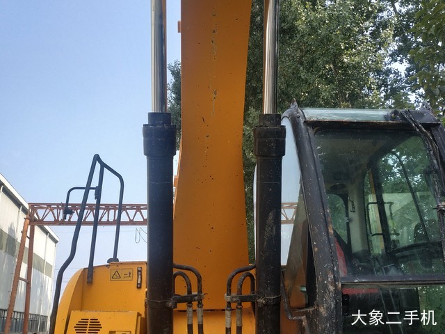 杰西博 JS210LC 挖掘机