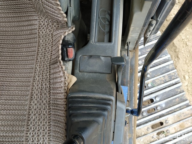 卡特彼勒 323D液压 挖掘机