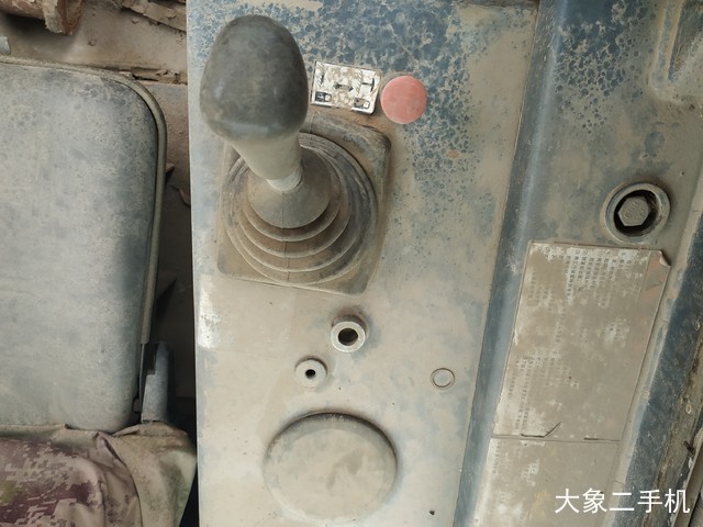 山推 SD13标准型 推土机