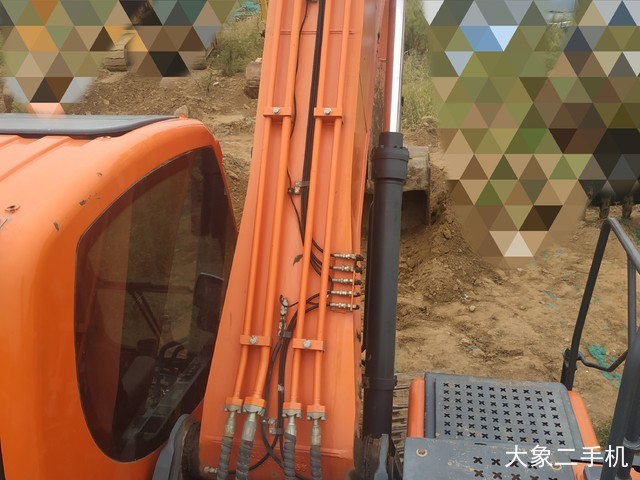 斗山 DX215-9C 挖掘机