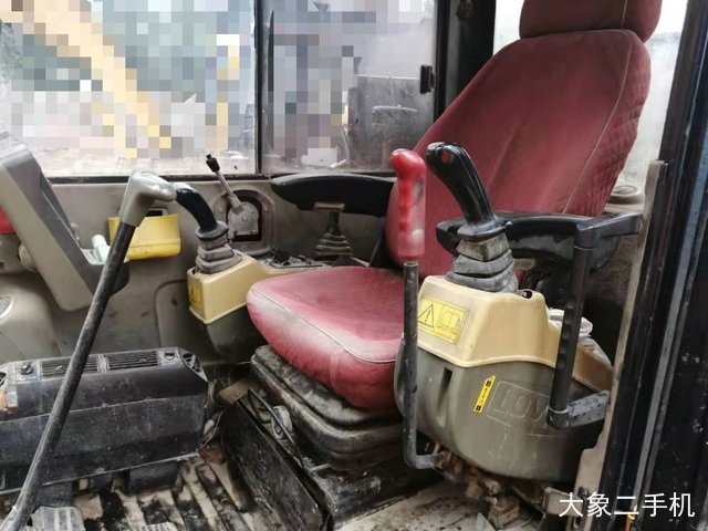 雷沃重工 FR65 挖掘机