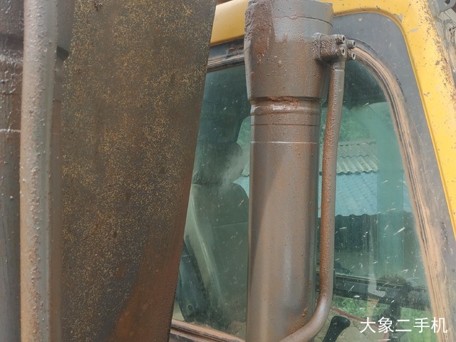 沃尔沃 EC210BLC 挖掘机