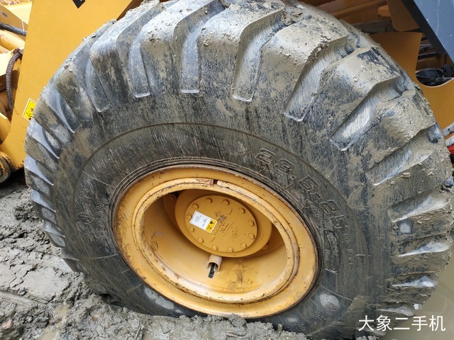 龙工 LG855N 装载机