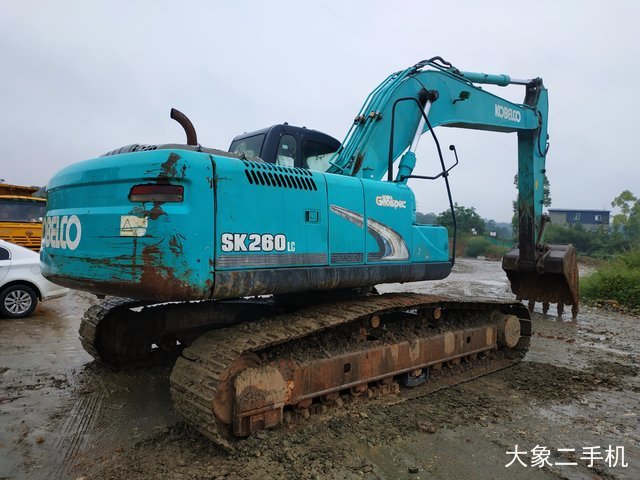 神钢 SK260LC-8 挖掘机