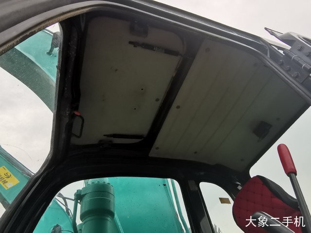 神钢 SK250 挖掘机