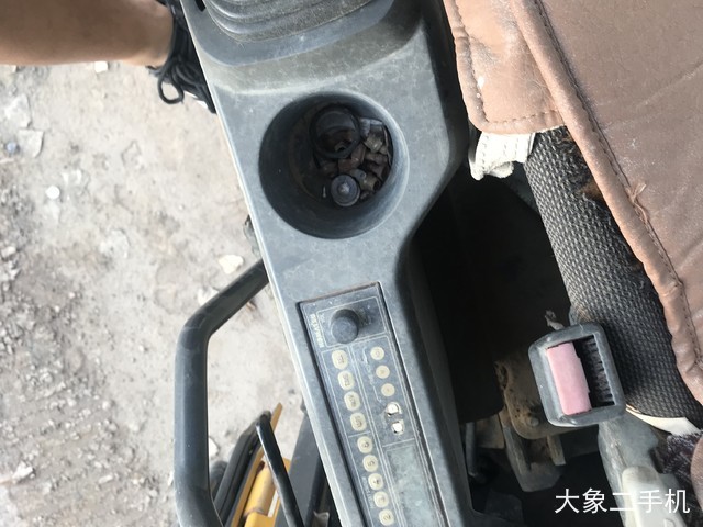 小松 PC220-8 挖掘机