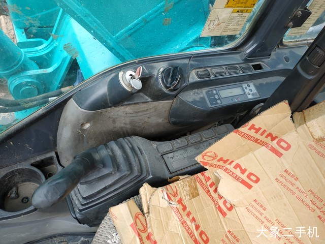 神钢 SK250-8 挖掘机